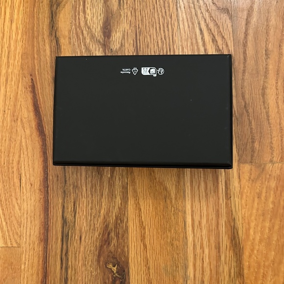 ๐ค CHANEL Small Rigid Black Box โ Authentic Packaging - Picture 2 of 7